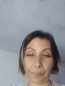 alixia81 online show from September 2025 11:01:02 PM