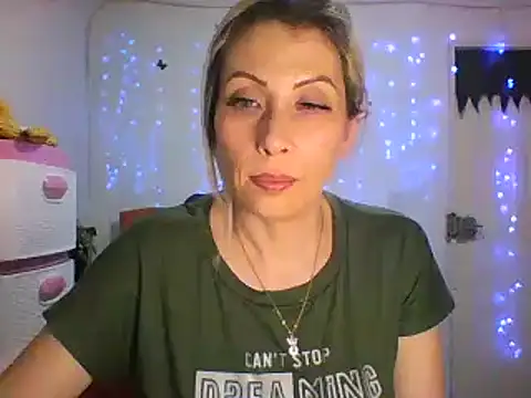 alixia81 online show from February 2025 02:19:02 AM