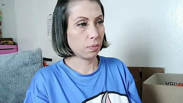 alixia81 online show from January 2026 09:29:01 PM