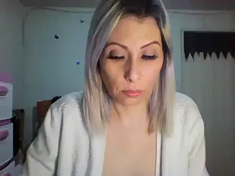 alixia81 online show from March 2025 11:28:01 PM