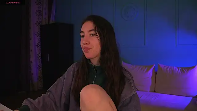 Belle Via online show from April 2026 08:20:02 PM