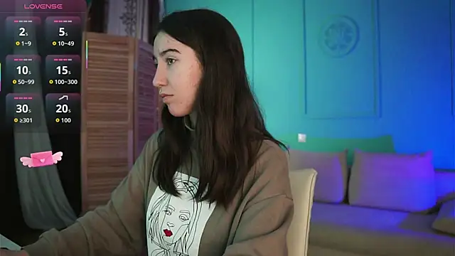 Belle Via online show from December 2025 03:21:02 PM