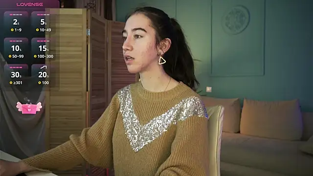 Belle Via online show from November 2025 04:40:01 PM