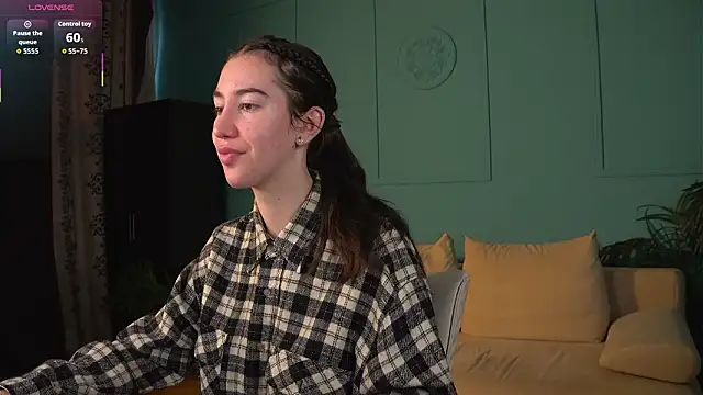 Belle Via online show from March 2026 10:52:02 AM