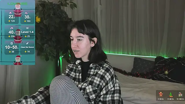 Snapshot of Belle_Via chatting on December 2024 01:39:02 PM Belle Via online show from December 2024 01:39:02 PM