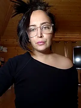 Snapshot of Selena_Selly7 chatting on October 2025 12:28:02 PM Selena Selly7 online show from October 2025 12:28:02 PM