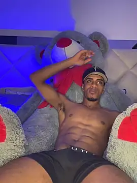 Snapshot of AaronCruz_ chatting on November 2025 07:12:01 AM AaronCruz online show from November 2025 07:12:01 AM