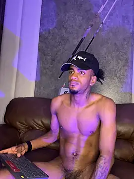 Snapshot of AaronCruz_ chatting on March 2025 11:12:01 PM AaronCruz online show from March 2025 11:12:01 PM