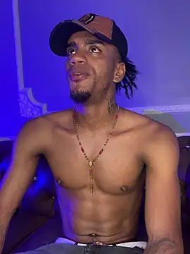 Snapshot of AaronCruz_ chatting on March 2025 10:42:01 PM AaronCruz online show from March 2025 10:42:01 PM