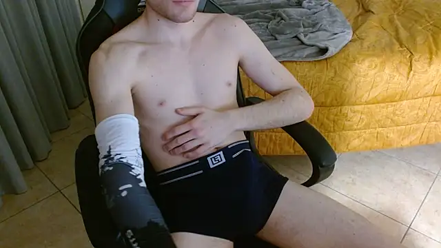 FitGuyDream online show from March 2026 04:45:01 PM