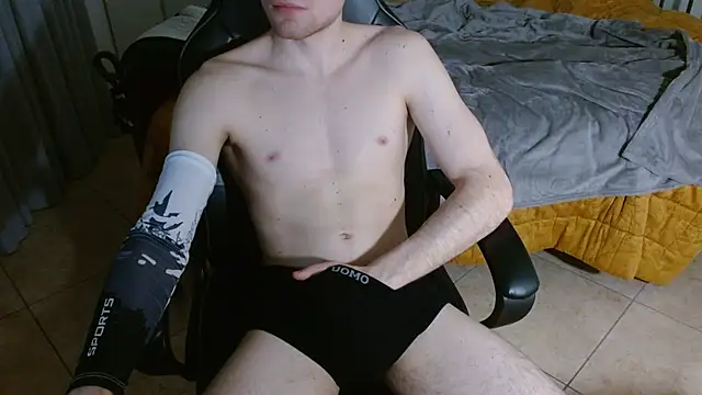 FitGuyDream online show from March 2026 12:57:01 AM