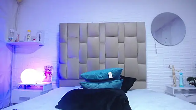 Kristin Ramirez online show from March 2025 02:35:02 PM