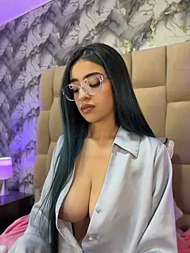 Kristin Ramirez online show from June 2026 01:18:01 AM