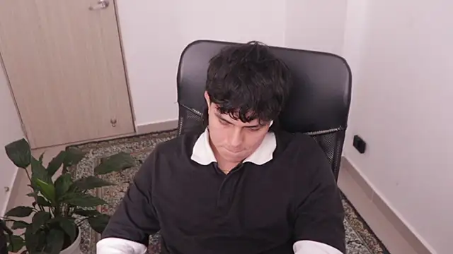 Tony Hoffa online show from February 2026 08:42:01 PM