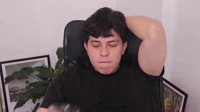 Tony Hoffa online show from April 2026 06:48:02 PM