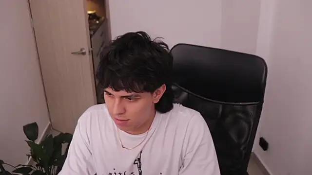 Tony Hoffa online show from March 2026 10:27:02 PM