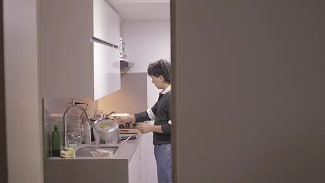 Tony Hoffa online show from November 2025 12:25:02 AM