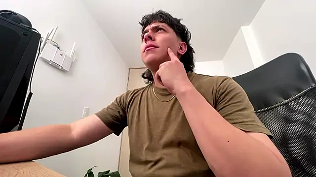 Tony Hoffa online show from March 2026 10:05:01 PM