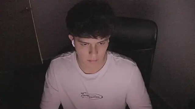 Tony Hoffa online show from December 2025 08:04:02 PM