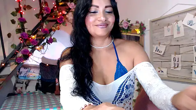 luna sky83 online show from February 2026 06:00:02 AM