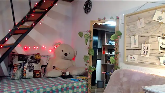 luna sky83 online show from February 2025 05:24:01 AM