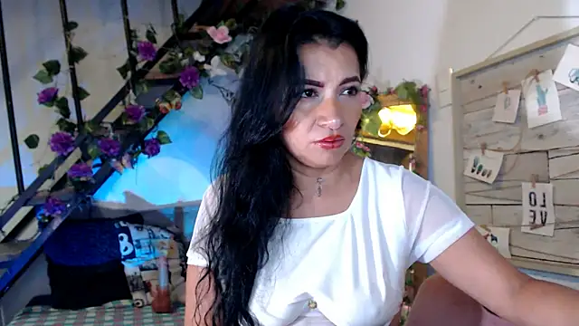 luna sky83 online show from April 2026 05:03:01 AM