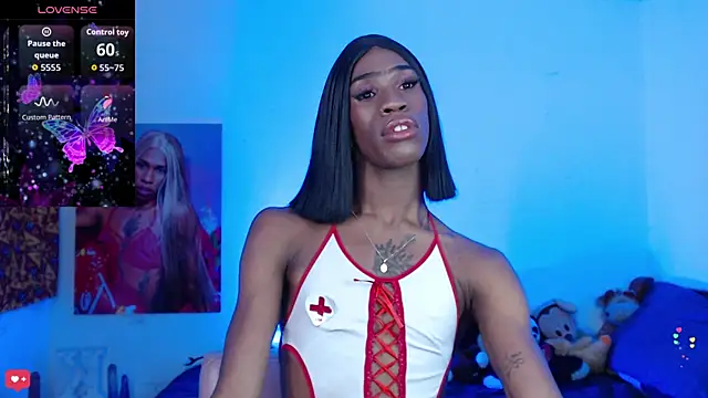 Kendall Gil online show from November 2025 05:45:01 AM