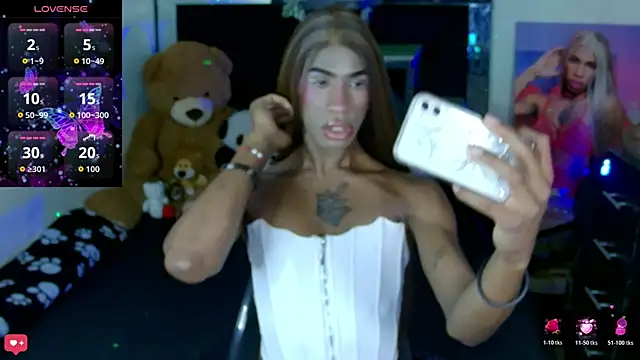 Kendall Gil online show from April 2026 02:24:01 AM