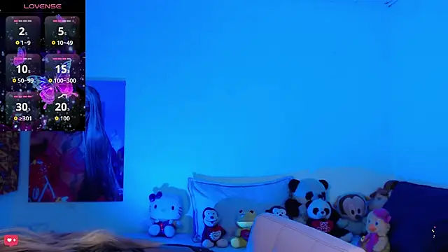 Kendall Gil online show from October 2025 03:14:01 AM