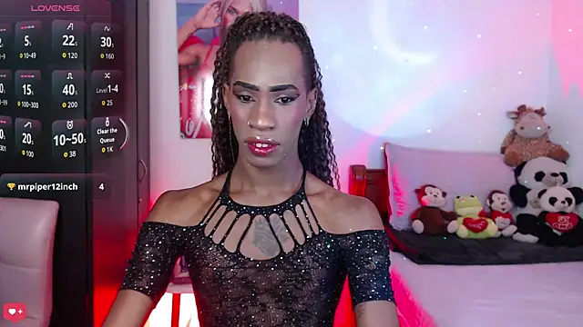 Kendall Gil online show from December 2025 10:03:02 PM