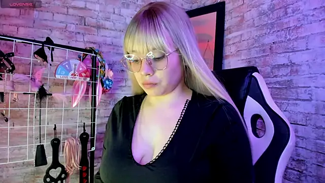 Cherry xoxx online show from October 2025 01:55:02 PM