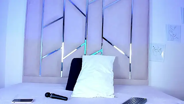 AlyRoses online show from November 2025 01:59:01 PM