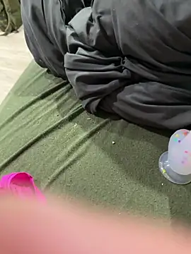 Locked Piggy online show from October 2025 02:33:02 AM