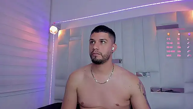 Jacoob19  online show from February 2025 03:41:02 PM