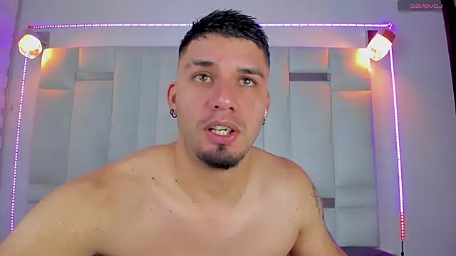 Jacoob19  online show from March 2025 04:00:02 PM