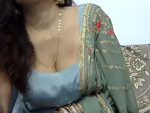 mishi kaur online show from December 2024 02:49:02 AM
