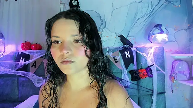 LottiCarter online show from October 2025 11:34:02 AM