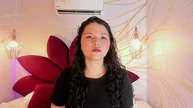 LottiCarter online show from October 2025 11:56:01 AM