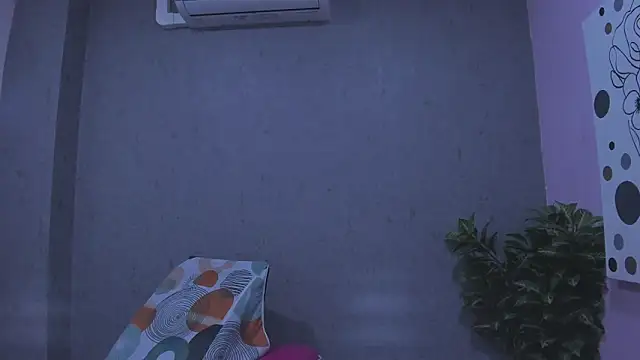 Tiffany mendez online show from January 2026 12:01:02 PM