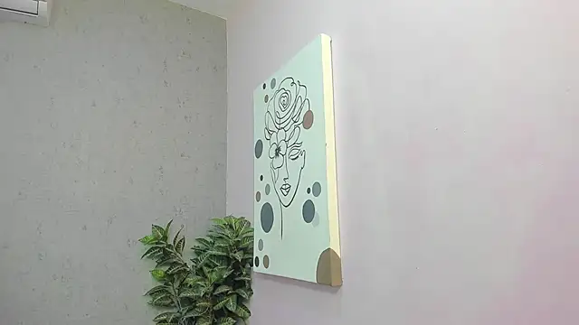 Tiffany mendez online show from April 2026 12:01:01 PM