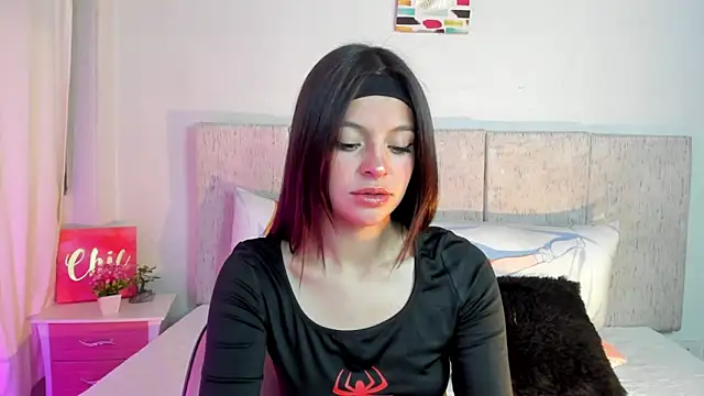 LucyEvans  online show from September 2025 03:16:01 AM