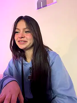 LucyEvans  online show from November 2025 04:29:02 AM