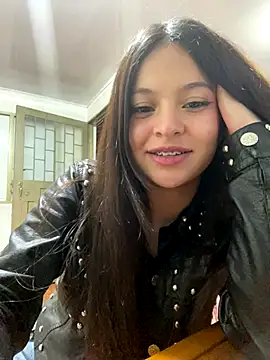 LucyEvans  online show from October 2025 05:42:01 AM