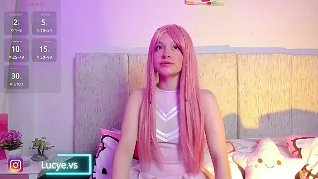 LucyEvans  online show from October 2025 04:25:02 AM