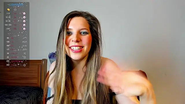 Annie aww online show from December 2024 10:20:01 PM