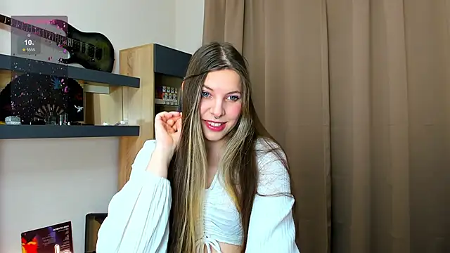 Annie aww online show from December 2025 08:12:01 PM