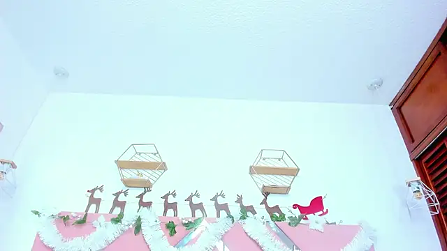 nahomygrey  online show from December 2025 07:38:01 PM