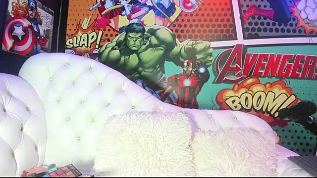 Snapshot of candy_hairy chatting on November 2025 03:10:01 AM candy hairy online show from November 2025 03:10:01 AM