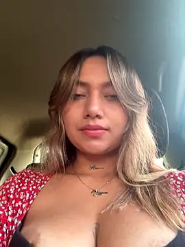 amanda-medrano1 online show from September 2025 03:18:02 PM