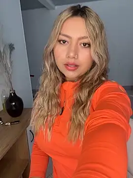 amanda-medrano1 online show from February 2026 02:39:02 PM